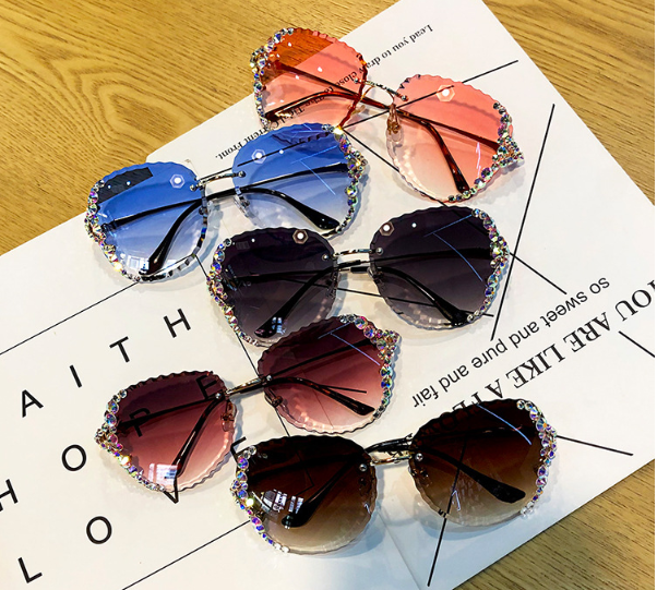 Rhinestone Oversized Sunglasses Women Diamond UV400